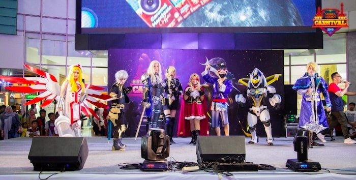 mobile legends bang bang carnival 2019 tangerang cosplayers